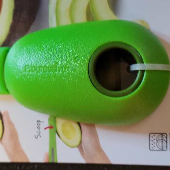 🥑3-in-1 Avocado Tool - Picture 4 of 7